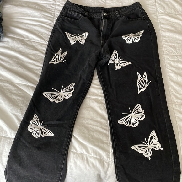 Black denim jeans with butterflies - Picture 2 of 7